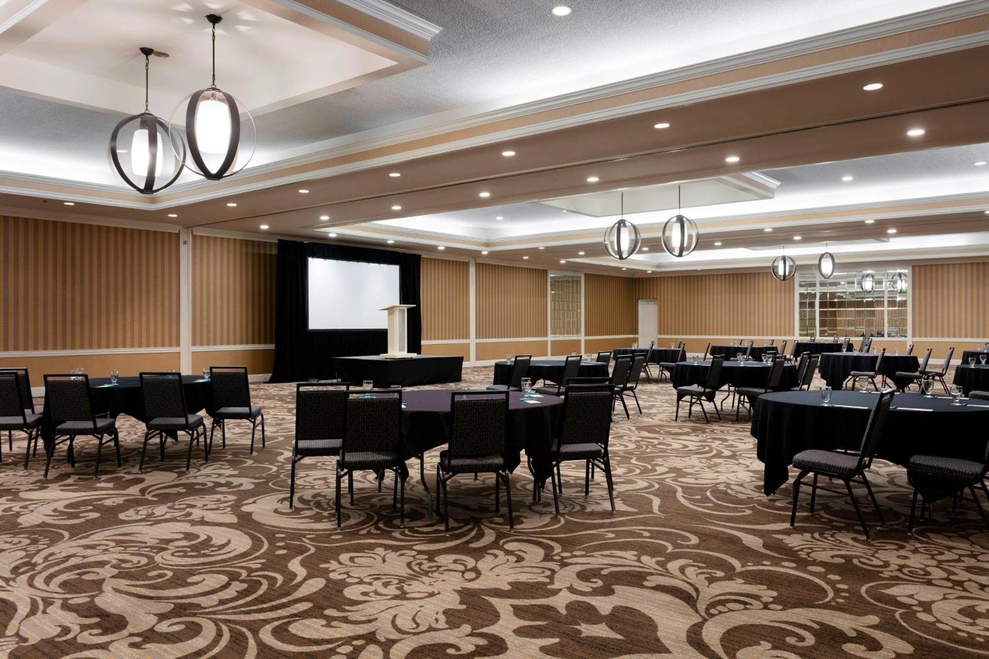 Le Meridien Charlotte Luaran gambar