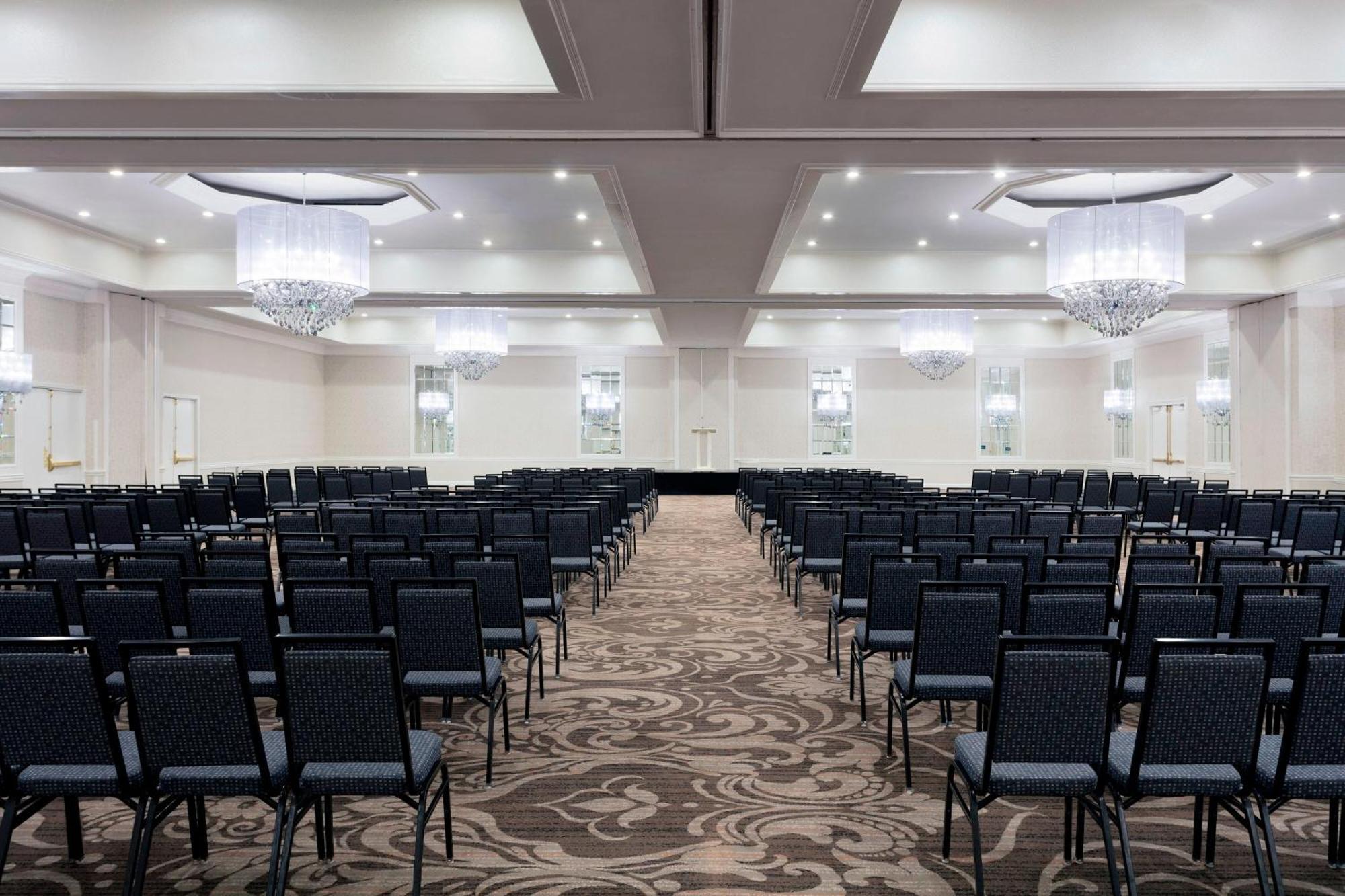 Le Meridien Charlotte Luaran gambar